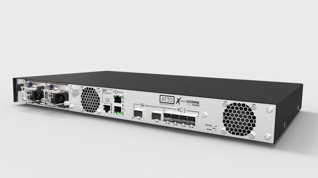 XstreamCORE 7600 Fibre Channel intelligent bridge.